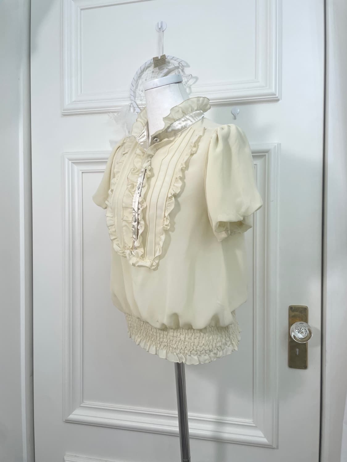 butter yellow ruffle princess blouse 상품이미지2