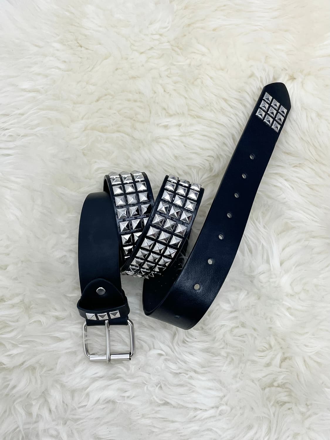 리얼레더 락시크 스터드 버클 벨트 상품이미지1