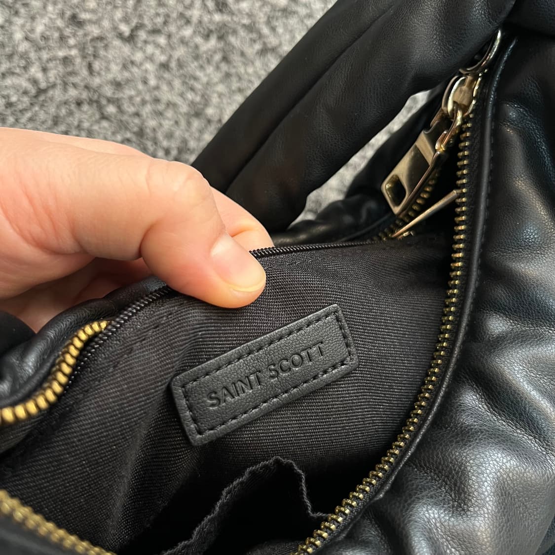 saint scott 세인트스코트 레더 숄더백 상품이미지6