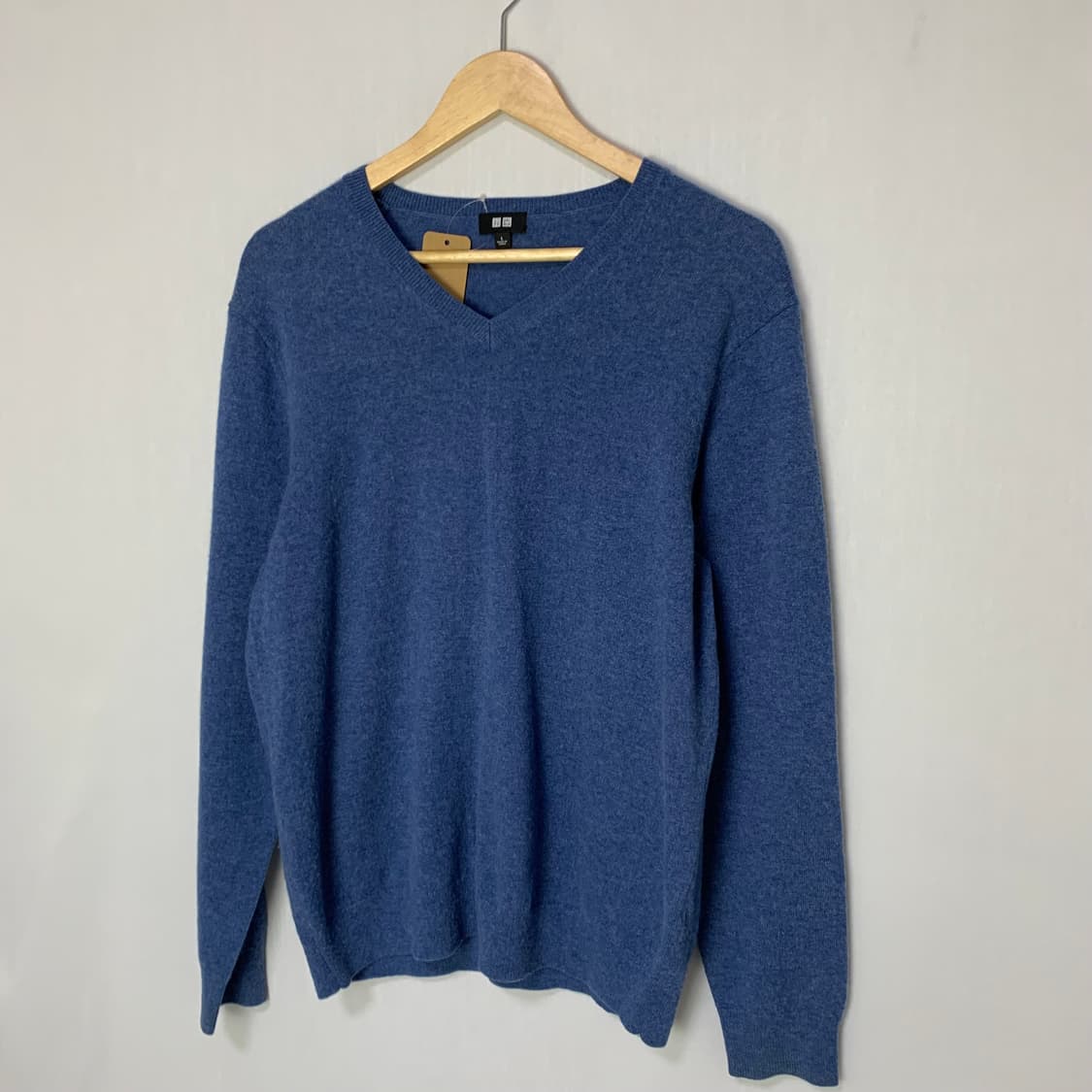 유니클로 캐시미어 100% 브이넥 긴팔 니트 블루 여성 L 상품이미지2