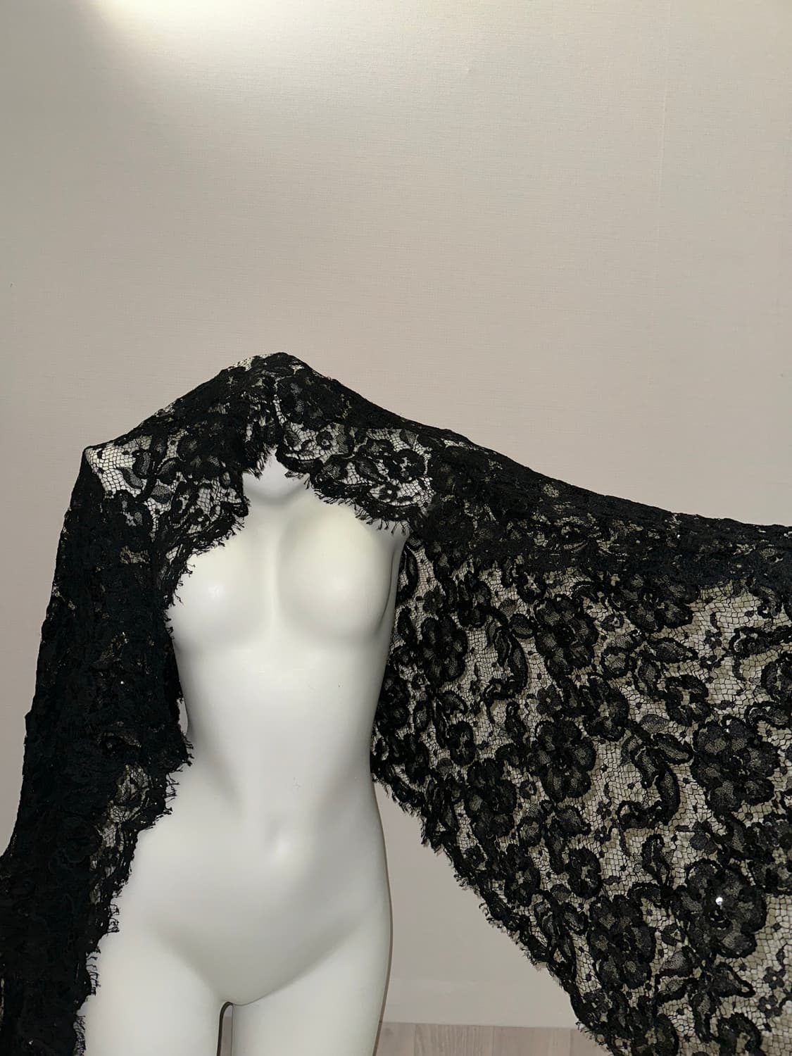 빈티지 블랙 스팽글 플라워 태슬 머플러 상품이미지5