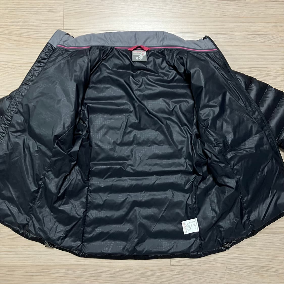 살로몬 구스 다운 프로우먼 경량 패딩 상품이미지8