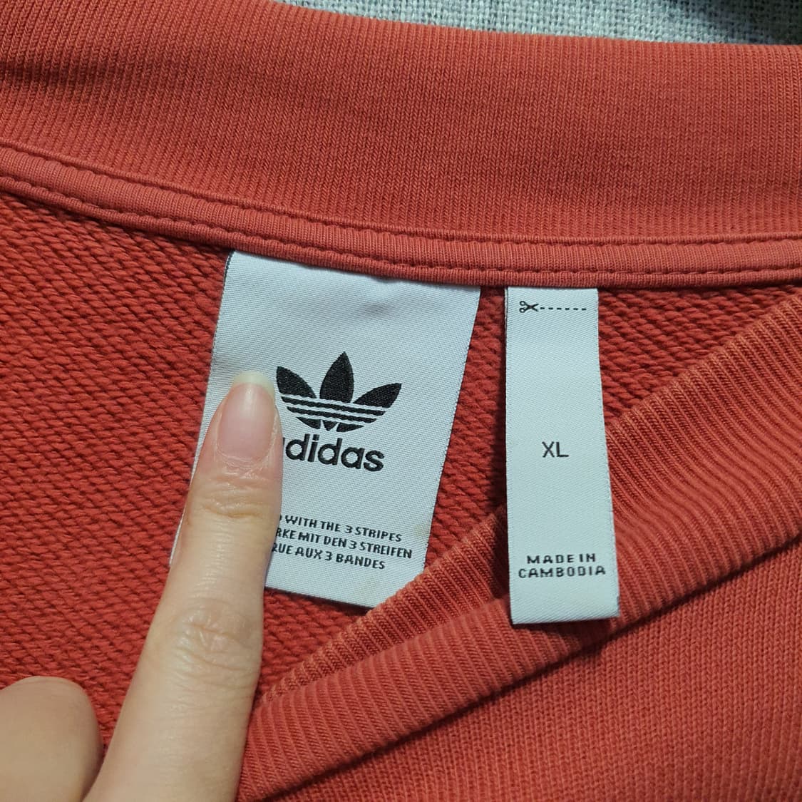 아디다스 남성 약기모 파이어버드 빅로고 오버핏 맨투맨  상품이미지3