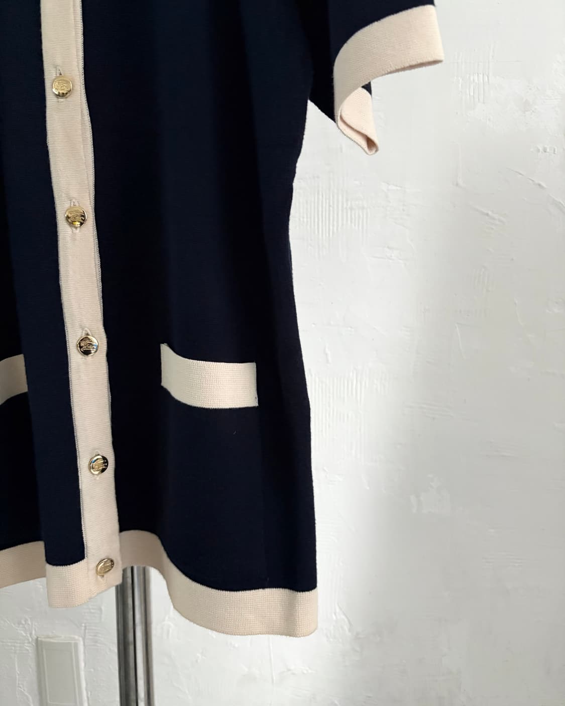 Burberry 버버리 금장 네이비 반팔 가디건 상품이미지7