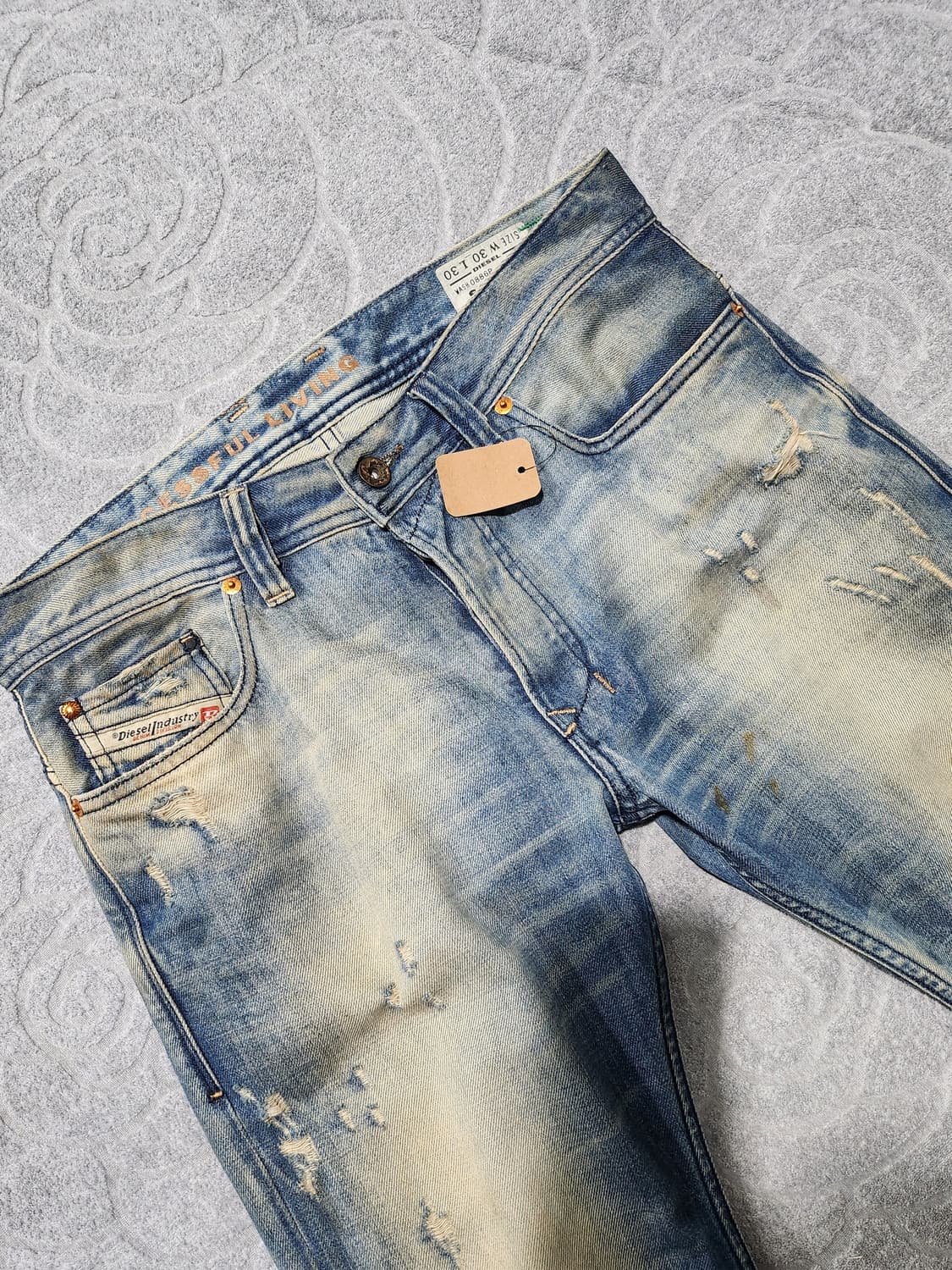 //디젤(Diesel) 빈티지 워싱 디스트로이드 진 상품이미지3