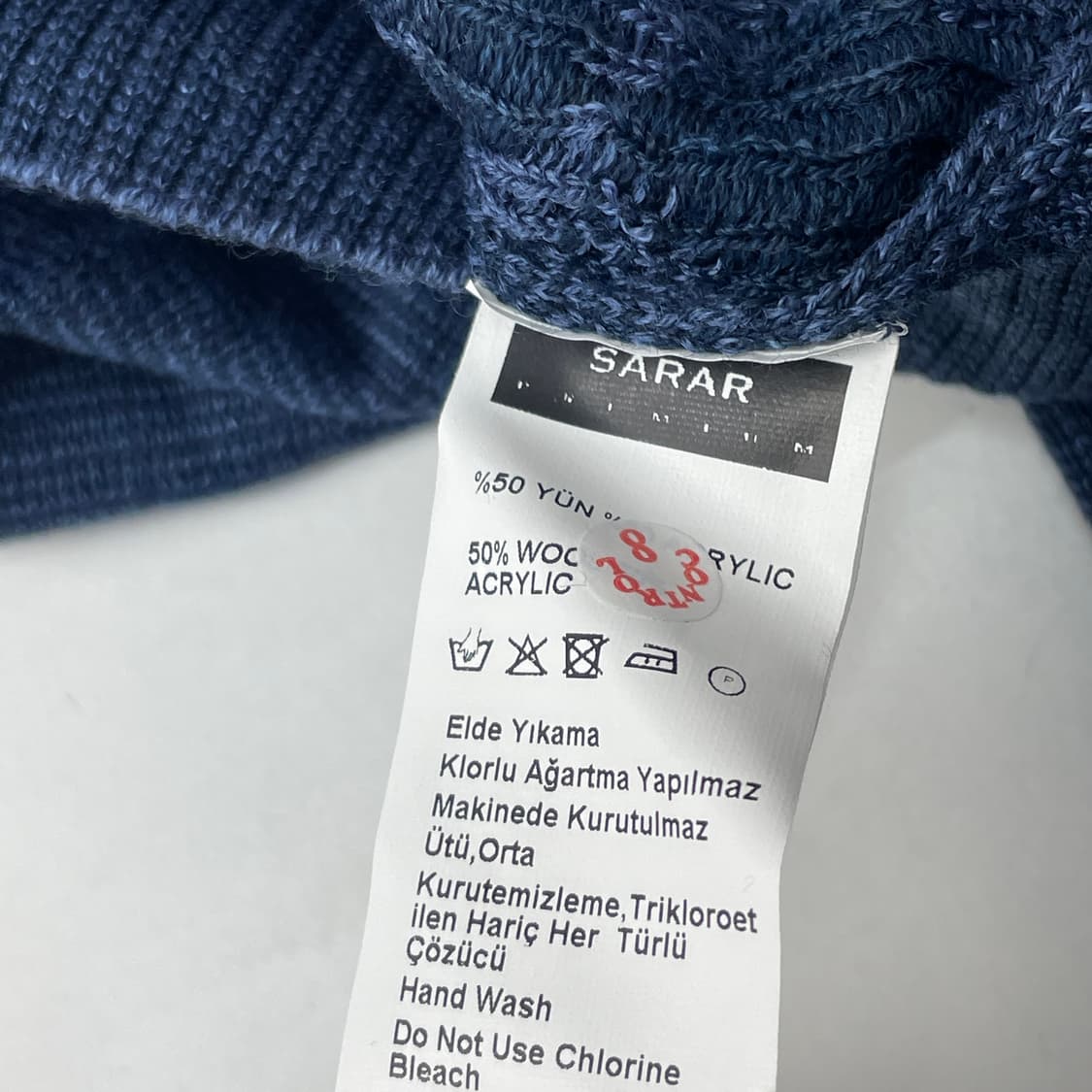 [중고] SARAR 사라르 프리미엄 남성 V넥 울 니트 블루 패턴 상품이미지4