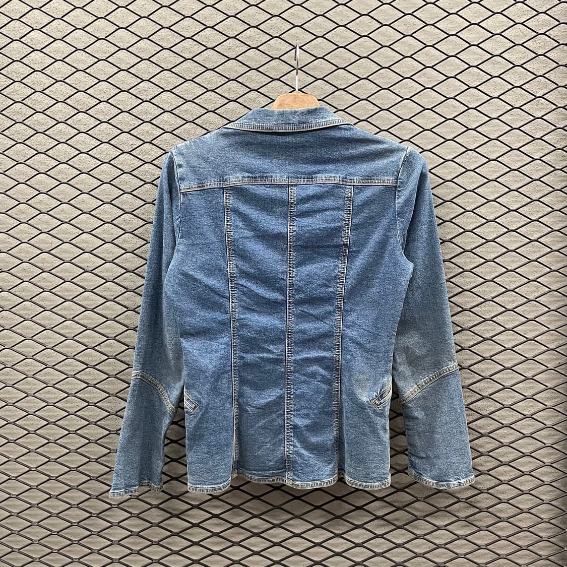 JPN VINTAGE 워싱 데님 자켓 나팔소매 더블버튼 디테일 중청 상품이미지2