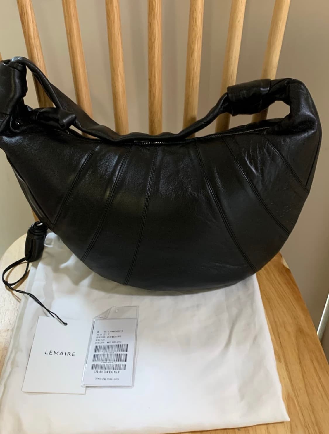 FORTUNE CROISSANT BAG IN LEATHER 상품이미지1