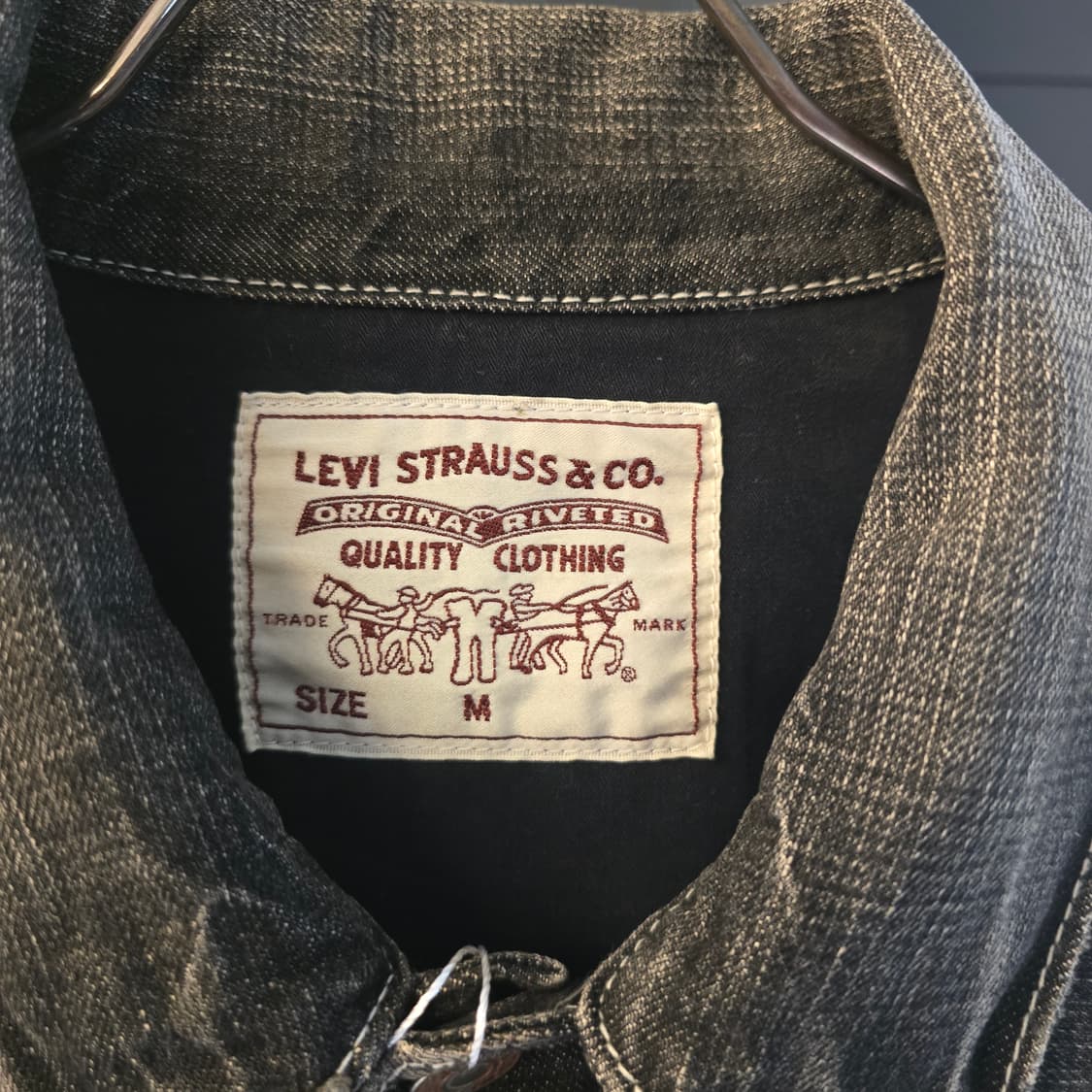 00's 리바이스 데님 트러커 자켓 상품이미지4