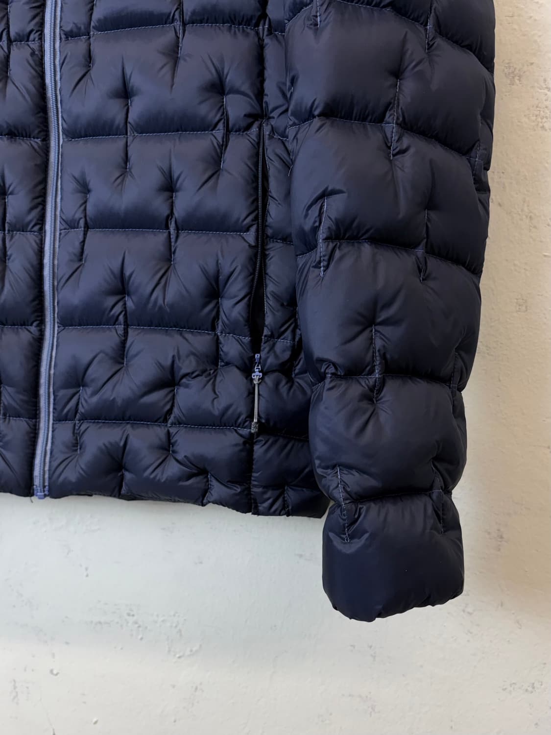 몽벨 라이트웨이트 구스다운 경량패딩 네이비 상품이미지4