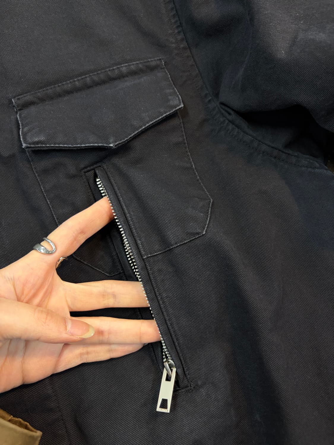 라퍼지스토어 블랙 투웨이 포켓 블루종 면 자켓 상품이미지3