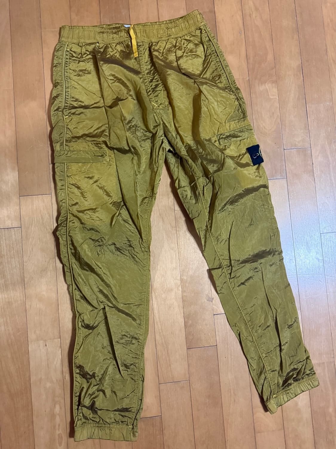 스톤아일랜드 나일론 메탈 카고 바지 상품이미지1