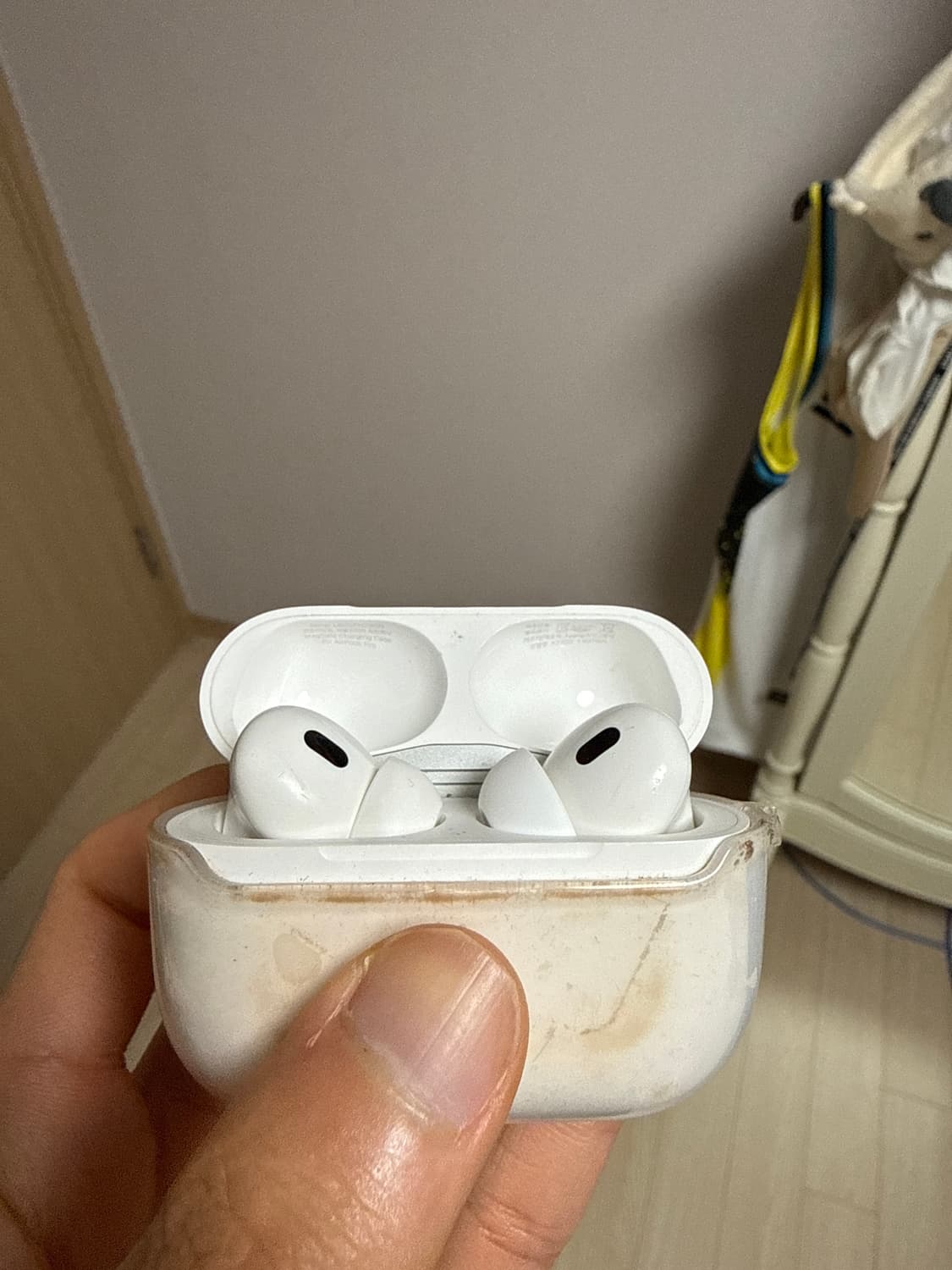 에어팟 프로 2세대 급쳐 판매 상품이미지1