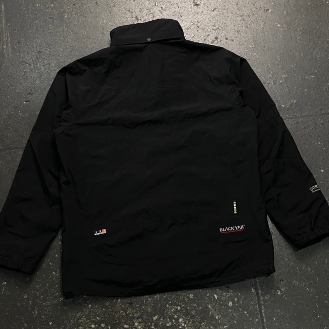 100 블랙야크 고어텍스 바람막이 상품이미지7