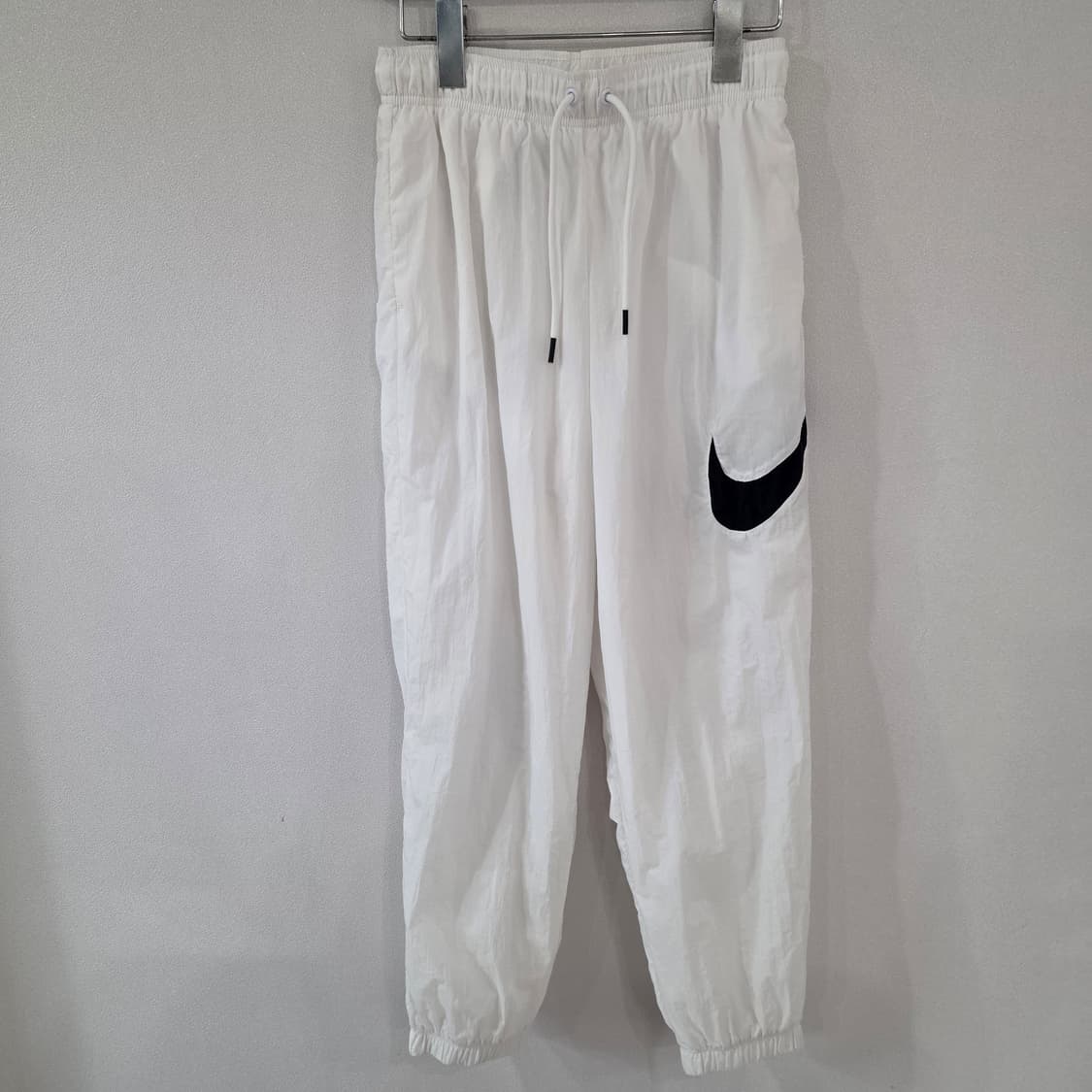 나이키 화이트 스우시 우븐 팬츠 S 상품이미지1