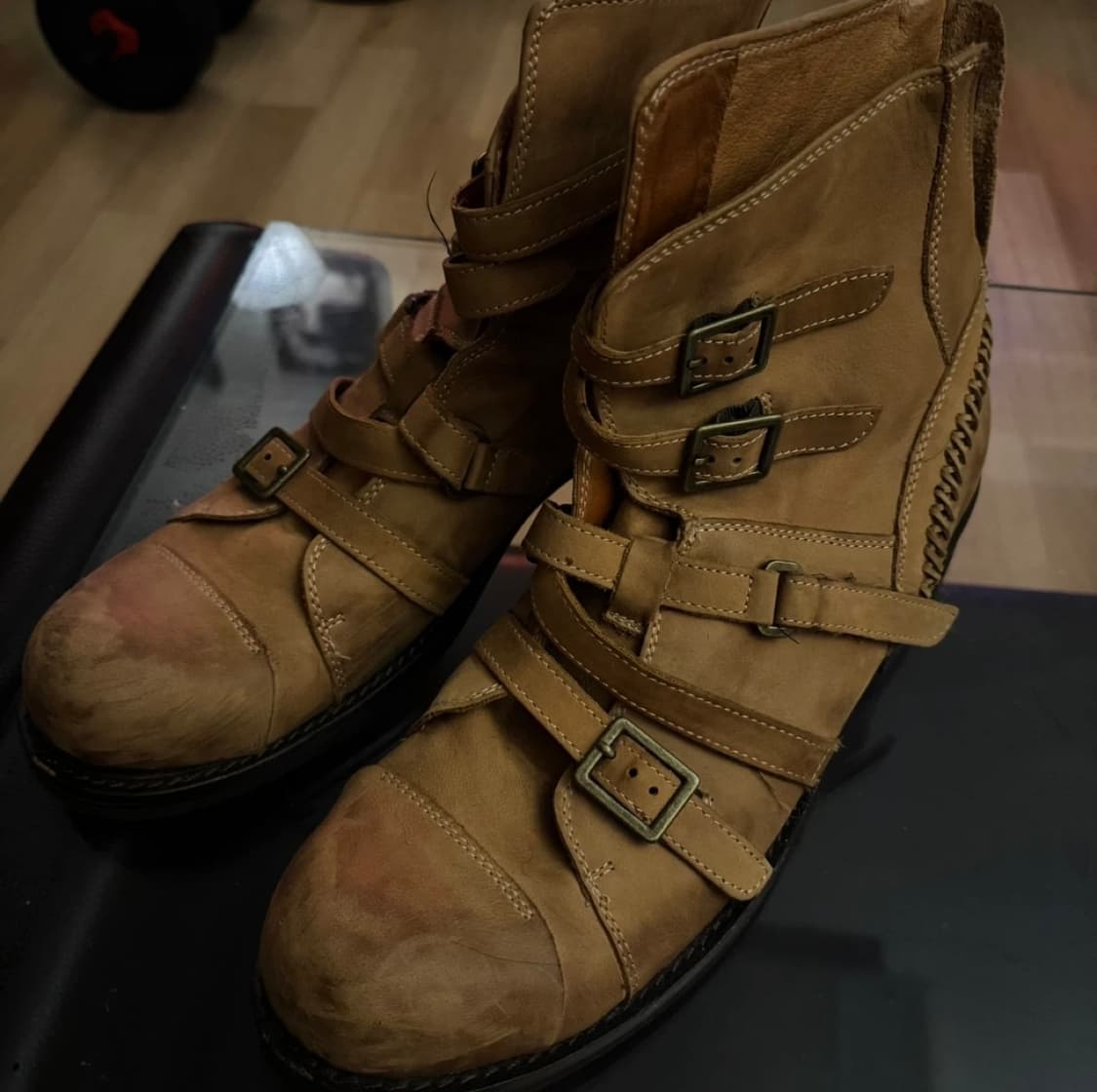 whoop de doo 벨크로 레더 부츠 새상품급 상품이미지1