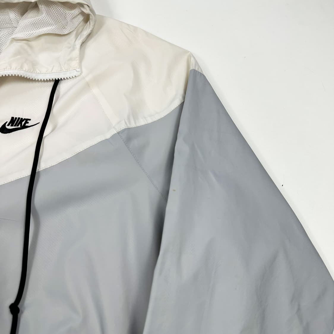 나이키 퓨추라 윈드러너 바람막이 자켓 (XL) 상품이미지5