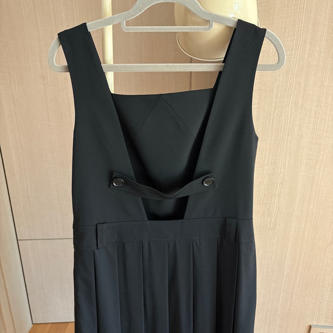 (S) 로우클래식 19SS STITCH PLEATED DRESS 블랙 상품이미지7