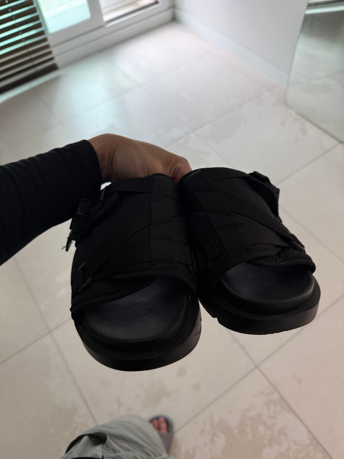 야세 프로텍터 오마주 슬라이드 블랙 상품이미지6