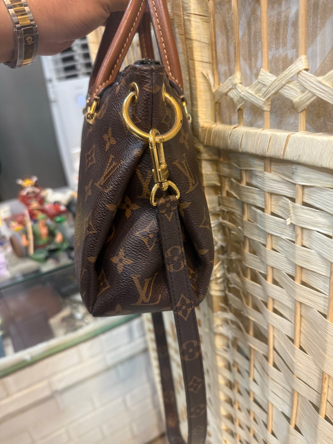 정품 루이비통 팔라스 MM 팝니다 상품이미지2