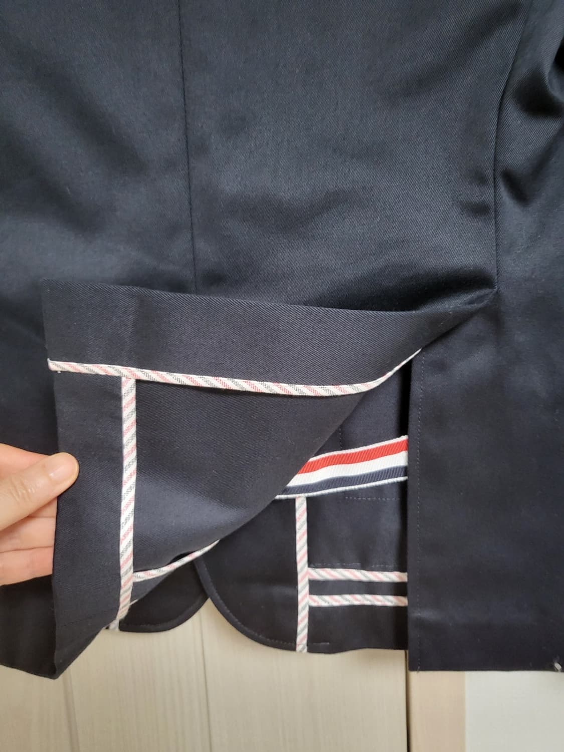 톰브라운 싱글 블레이저 자켓 상품이미지7