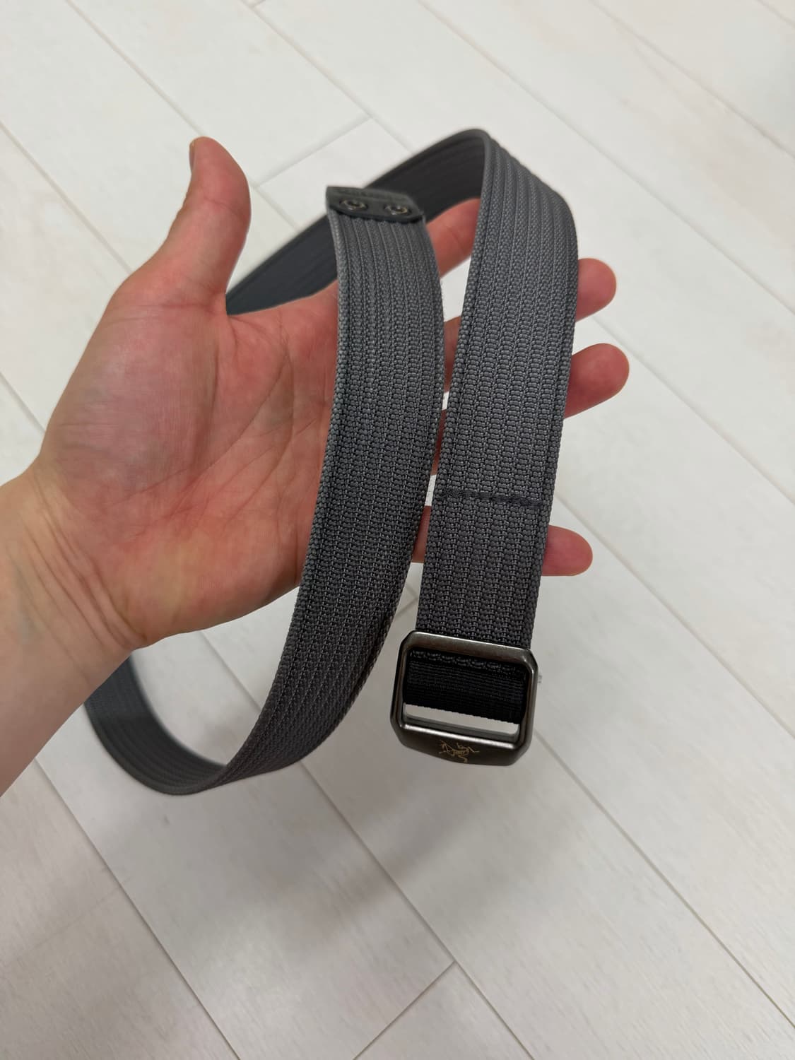 아크테릭스 컨베이어 벨트 32mm 클라우드 색상  S 사이즈  기스없니  상품이미지1