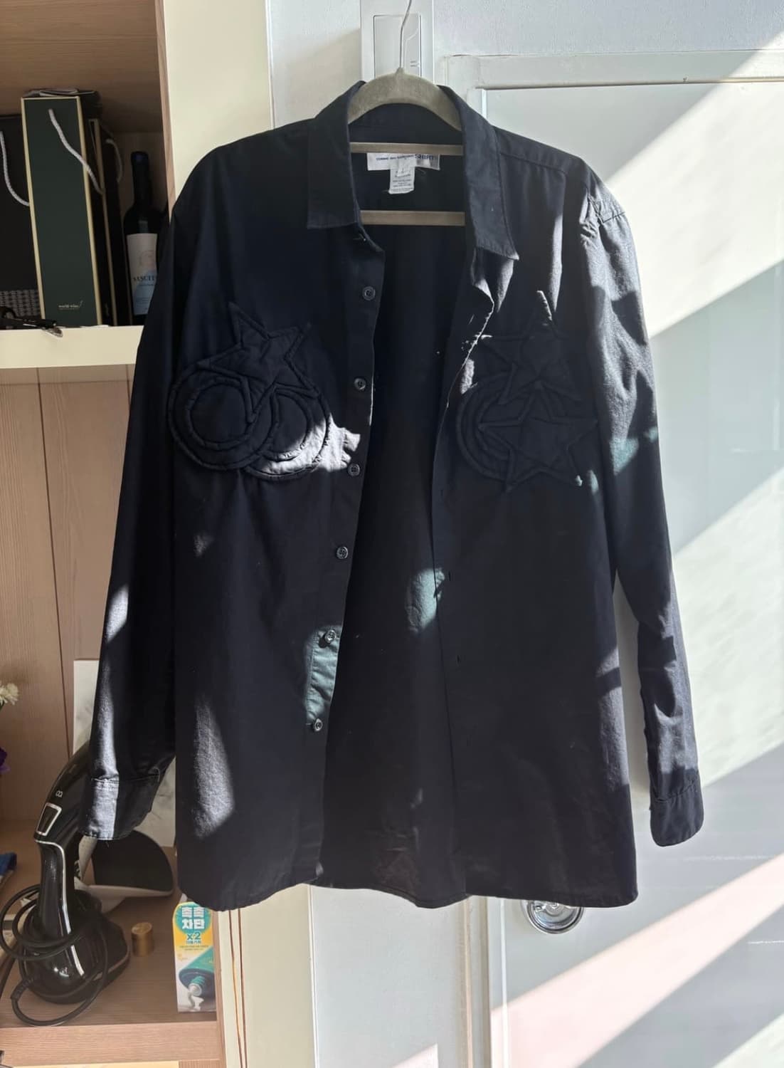 [L] 꼼데가르송 셔츠 스타 패치 셔츠 상품이미지1