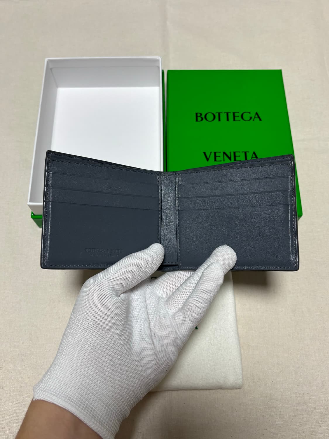 보테가베네타 카세트 맥시 반지갑  상품이미지6