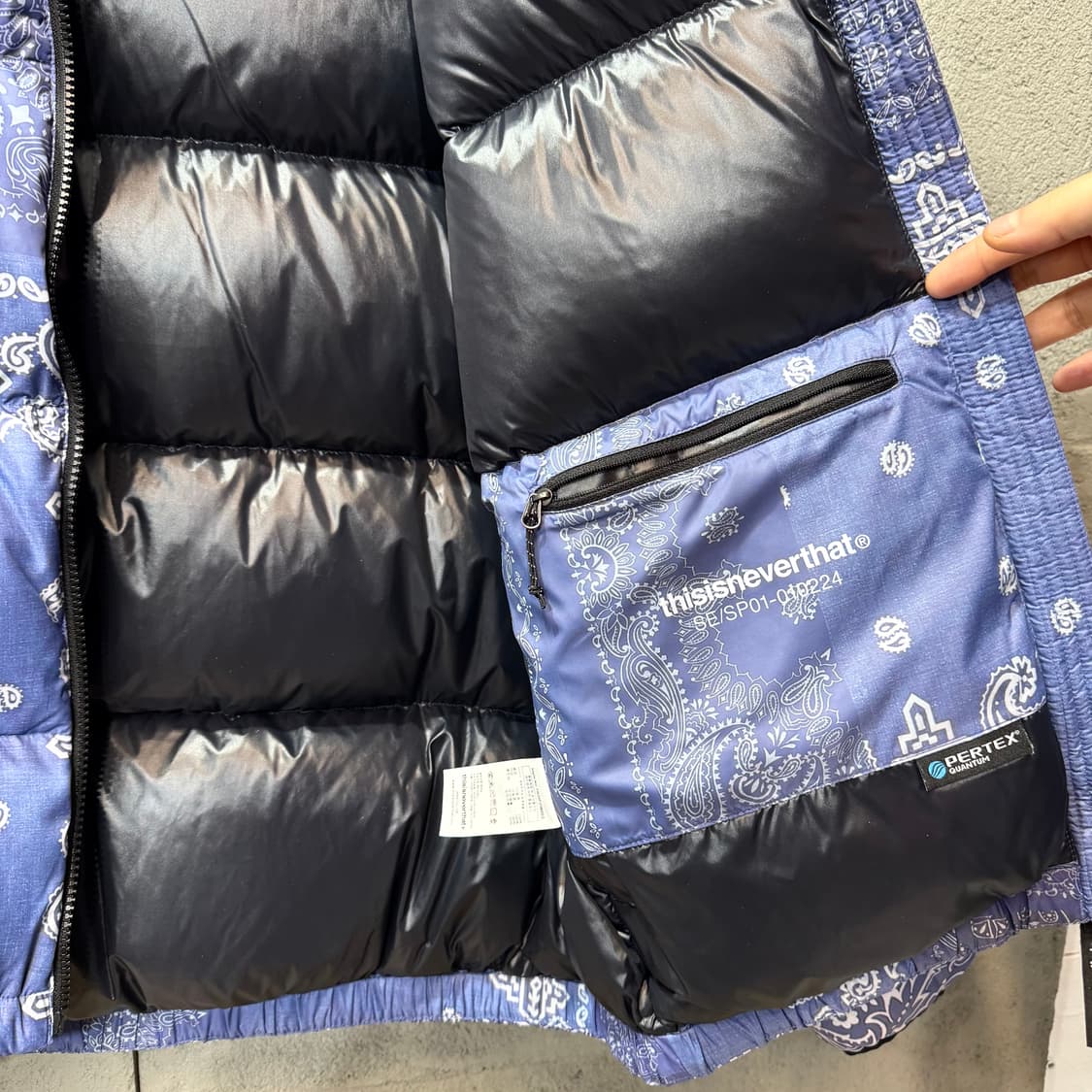 디스이즈네버댓 페이즐리 다운 패딩 (L)   상품이미지4