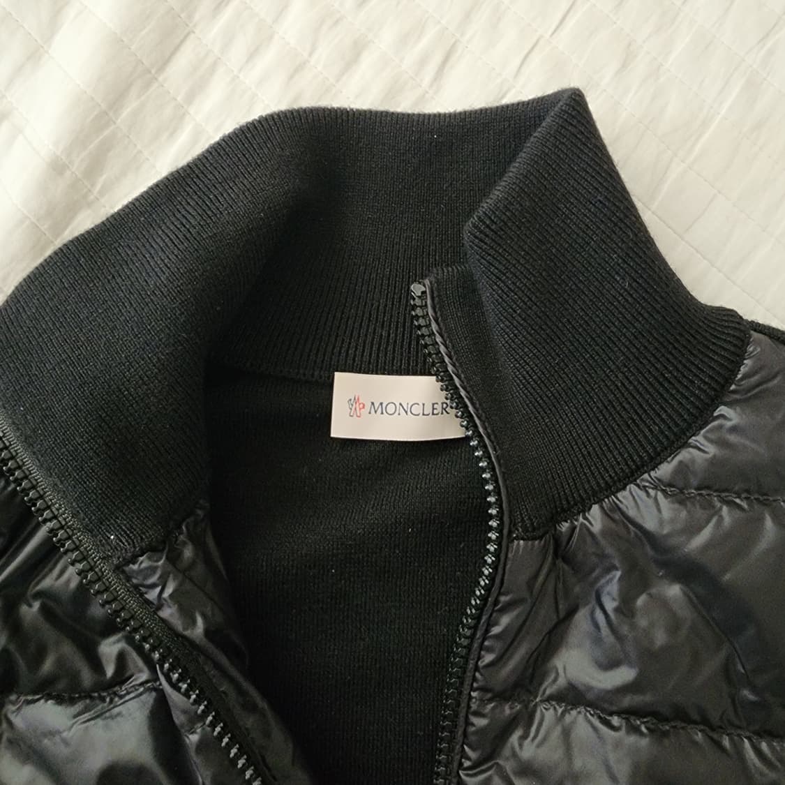 전시품급 24FW 몽클레어 여성 패딩 니트 가디건 S 상품이미지2