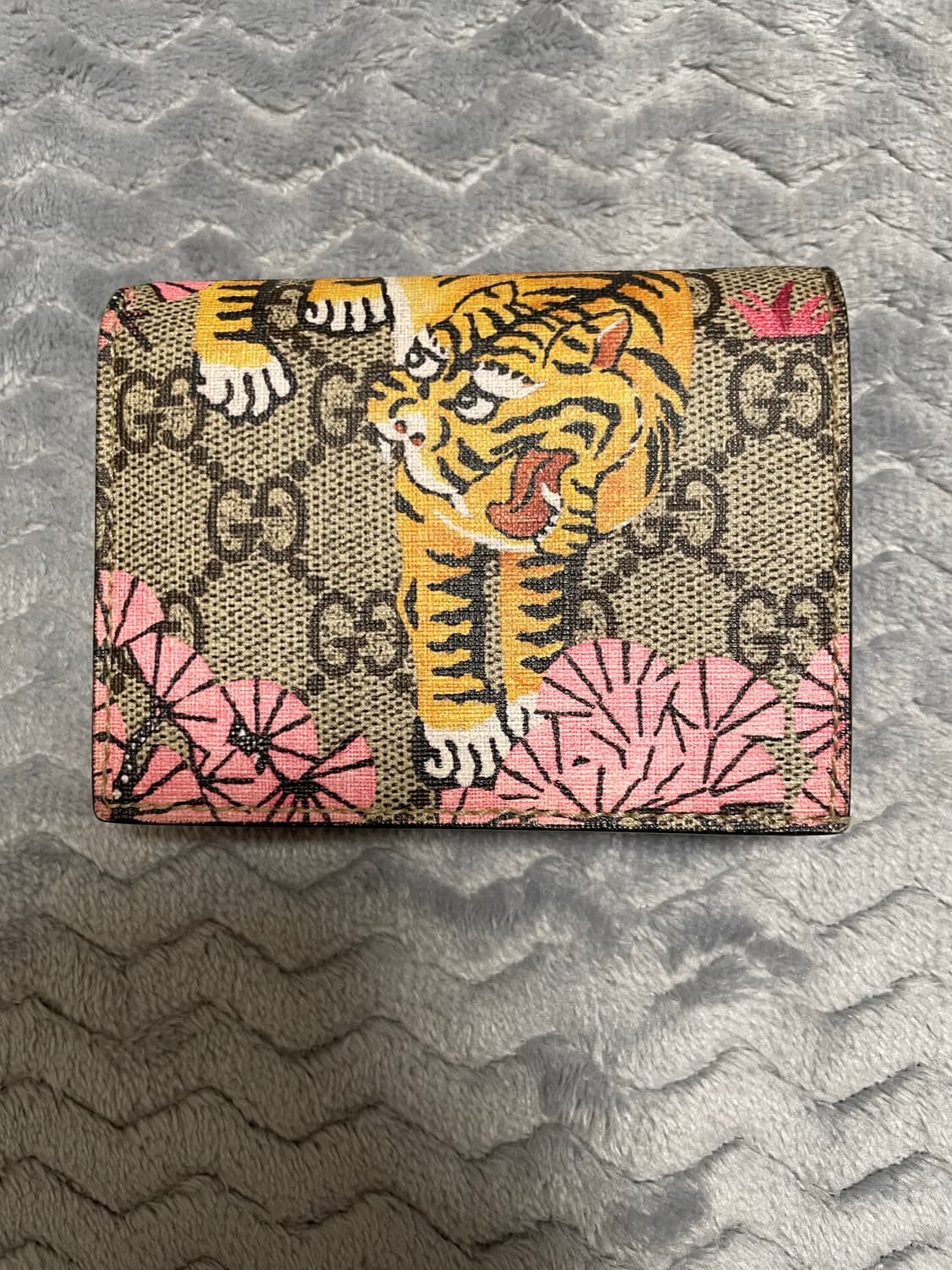 구찌 뱅갈 호랑이 중지갑 상품이미지2