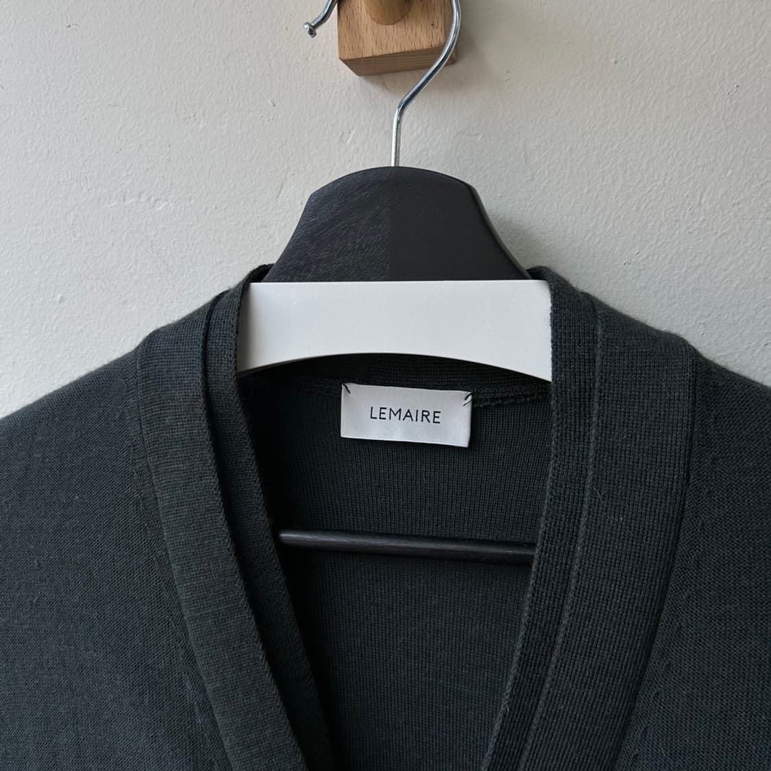 16823 - 르메르 메리노 블렌드 트위스트 가디건 상품이미지3