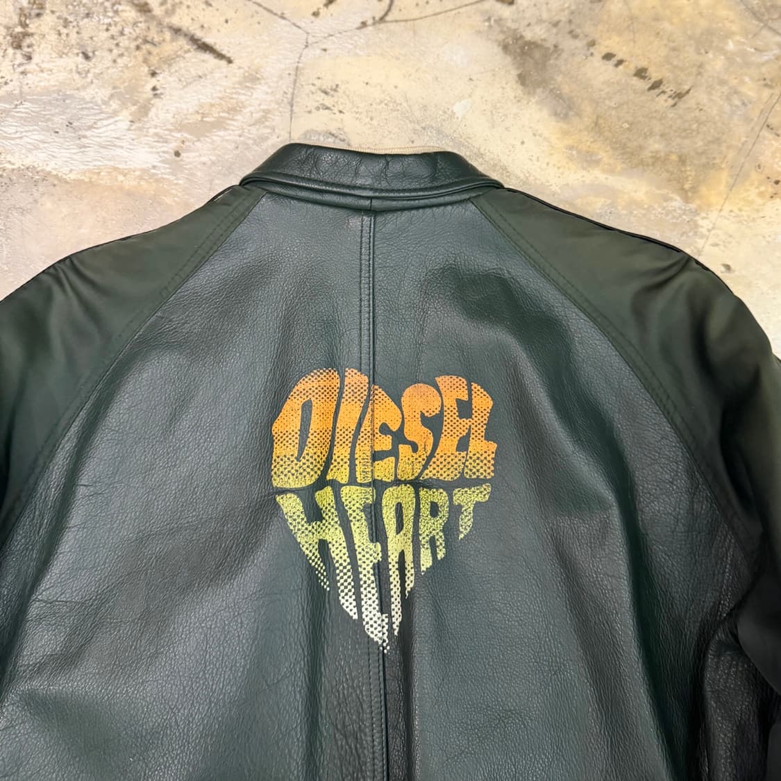 디젤 마스터피스 90S 레더 바시티 자켓 다크그린 상품이미지7