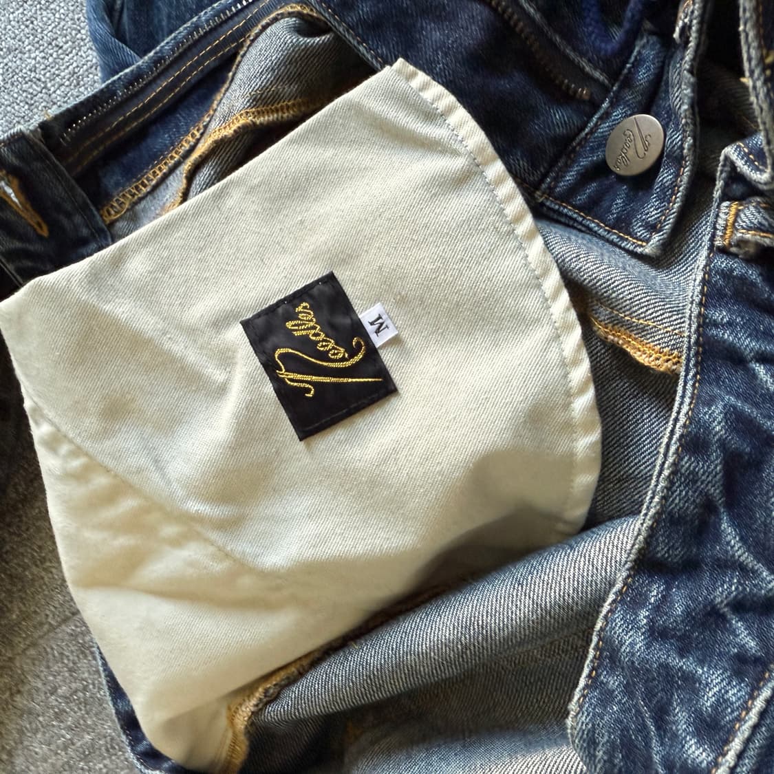 니들스 hd핏 12oz 데님 M 상품이미지4