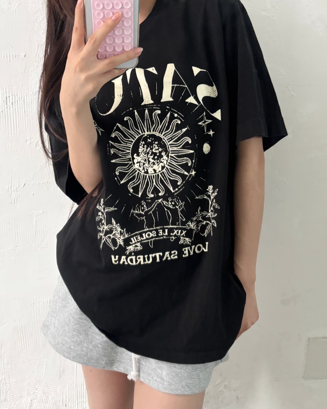 Satur 세터 블랙컬러 타로 그래픽 티셔츠 상품이미지1