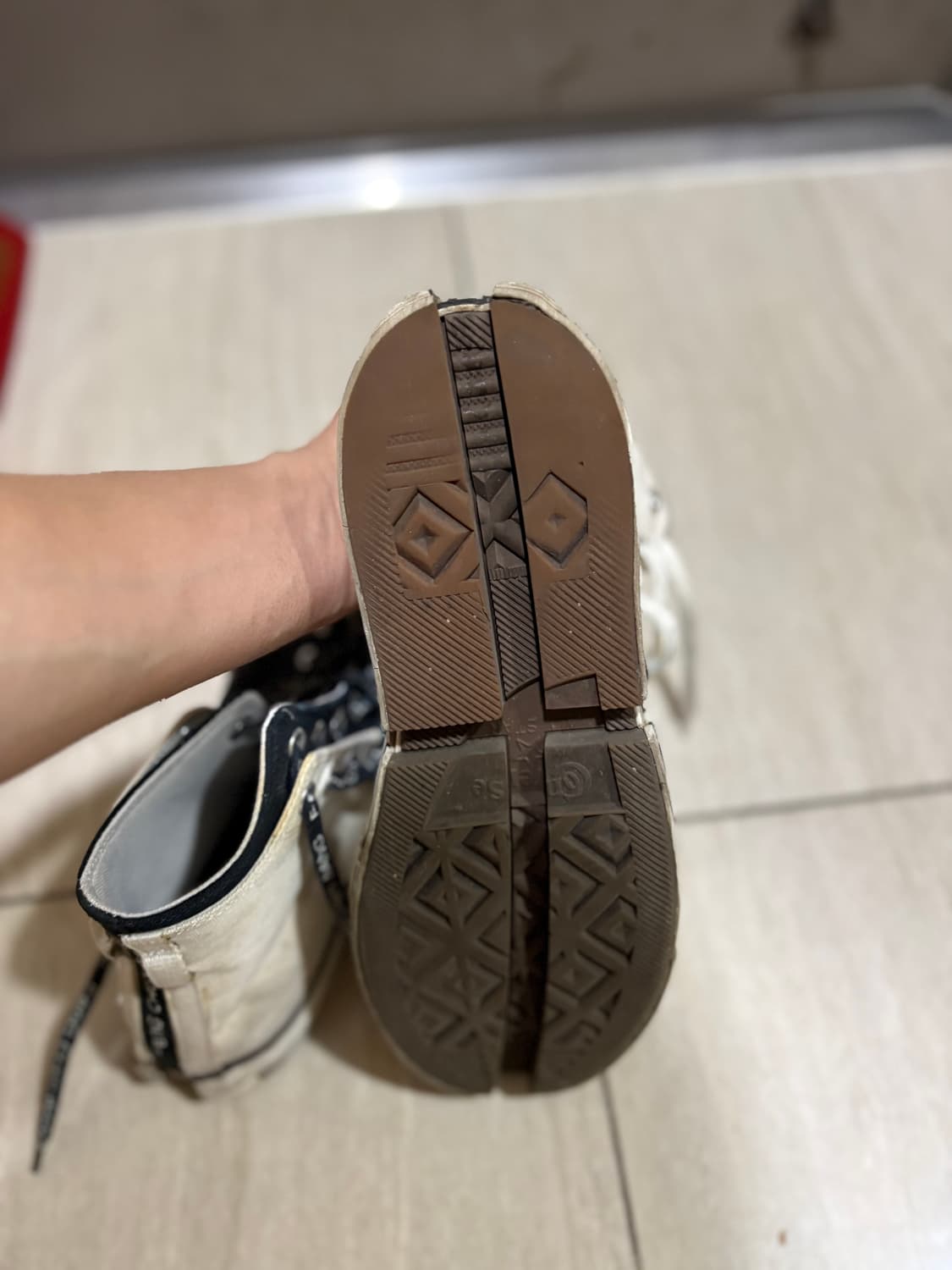 컨버스 x 펑첸왕 블랙화이트 상품이미지4