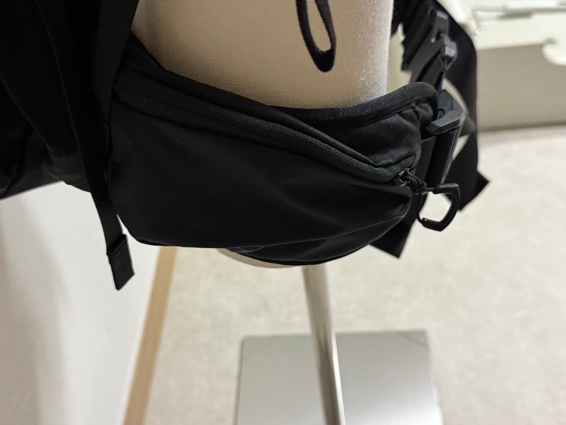 더노스페이스 우라노스 45 블랙 케이엠 사이즈 아웃도어잭 45L 상품이미지8