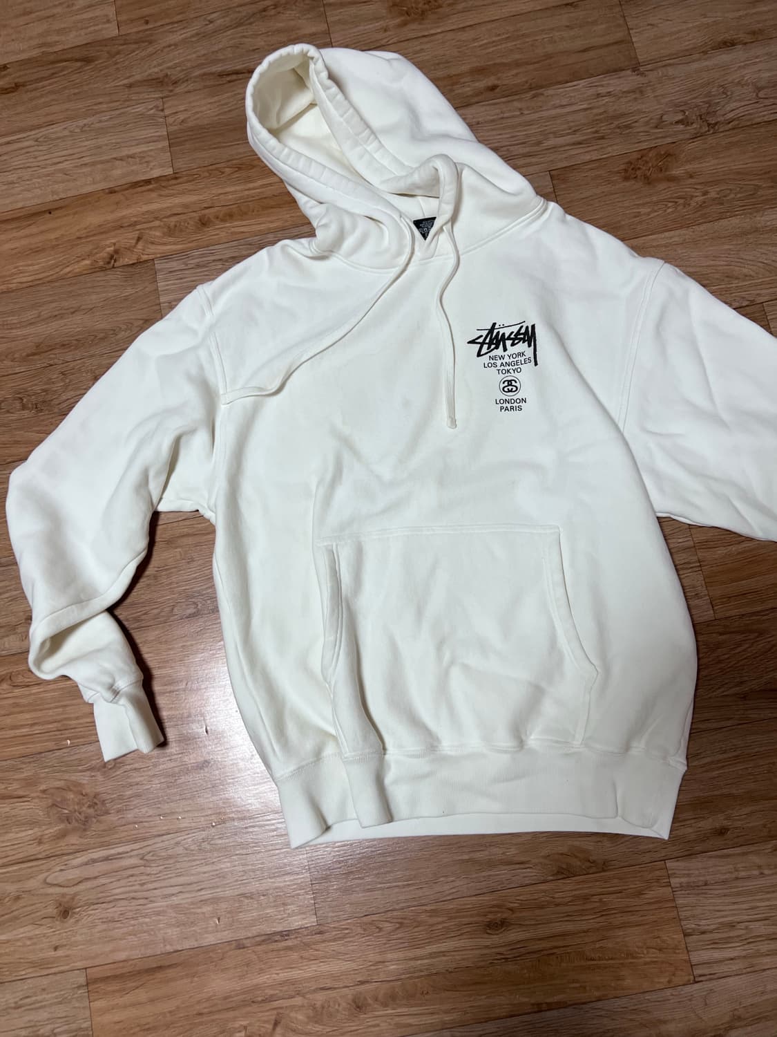 스투시 월드투어 후디 상품이미지1