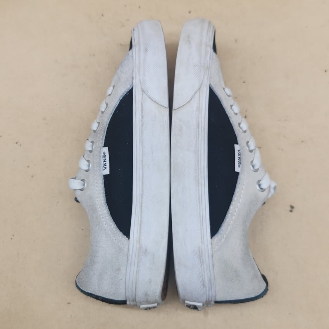 반스 램핑 스웨이드 스니커즈 220 상품이미지5