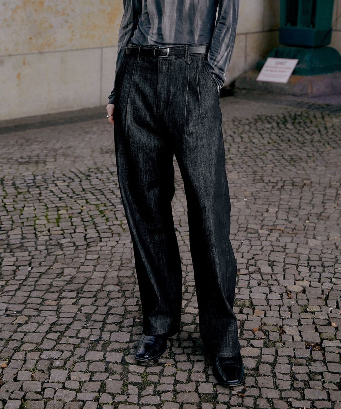 포트너스 투턱 와이드 블랙진 상품이미지1