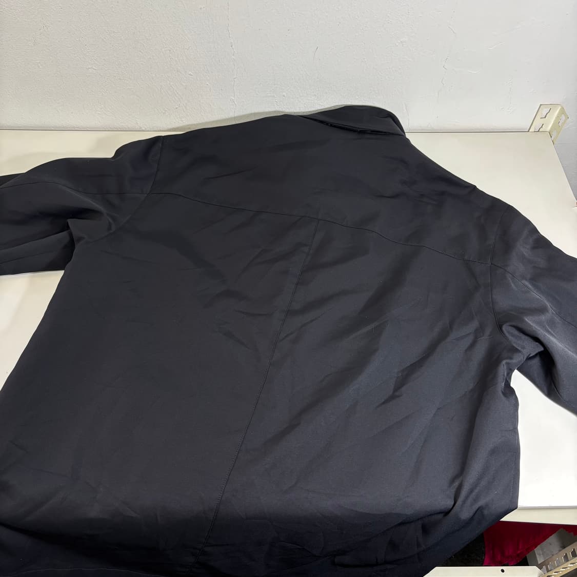 L 라코스테 블랙 오버핏 기본로고 폴리자켓 상품이미지4
