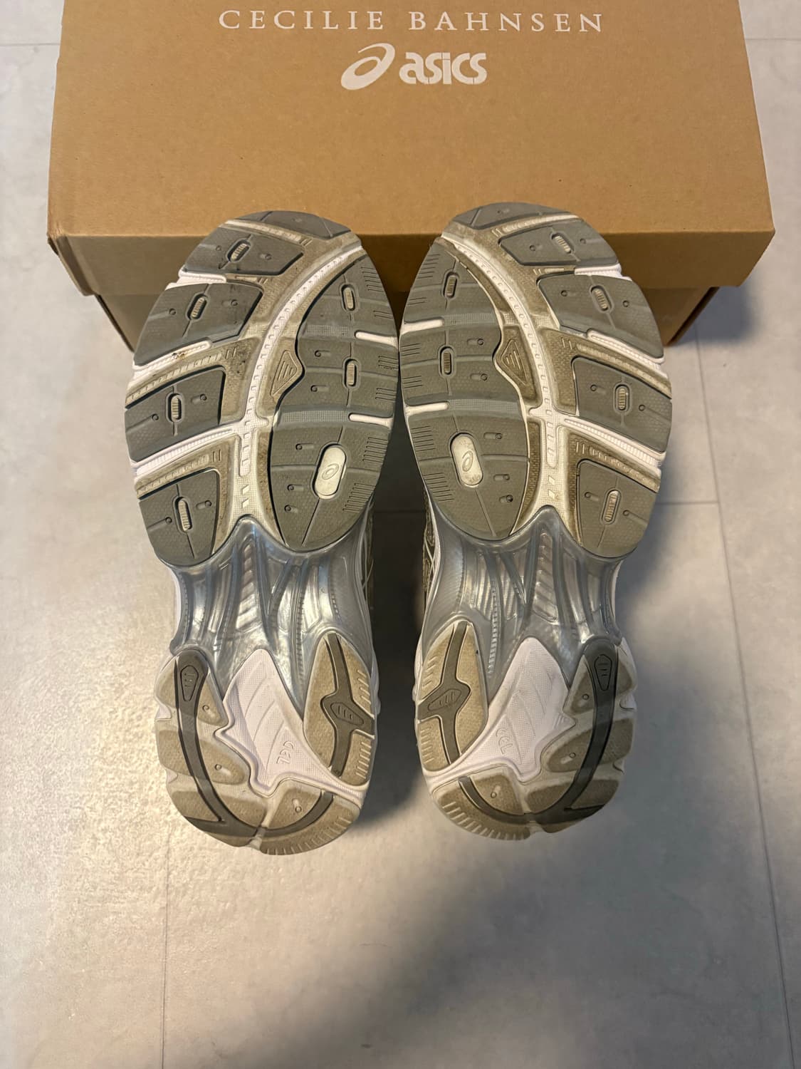 아식스 세실리아반센 Asics x Cecilie Bahnsen GT-21 상품이미지3