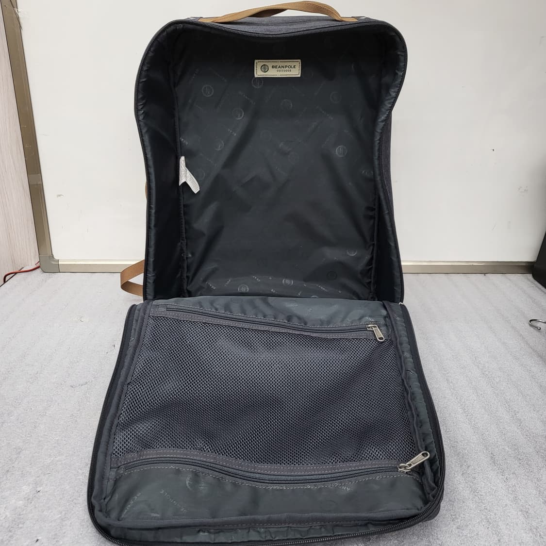 빈폴 아웃도어 여행용 백팩 46x33x13cm 상품이미지7