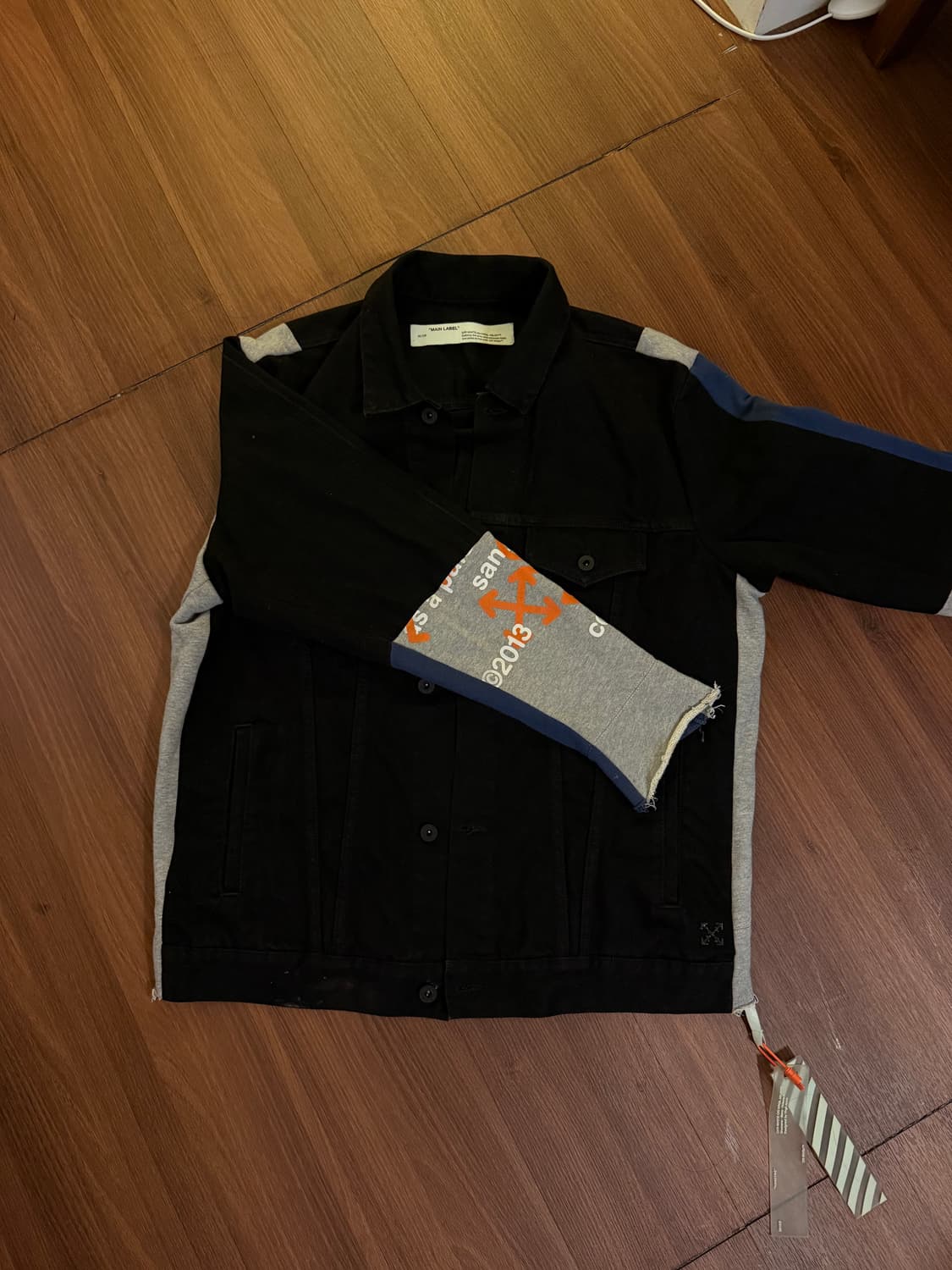 오프화이트 데님 재킷 상품이미지2