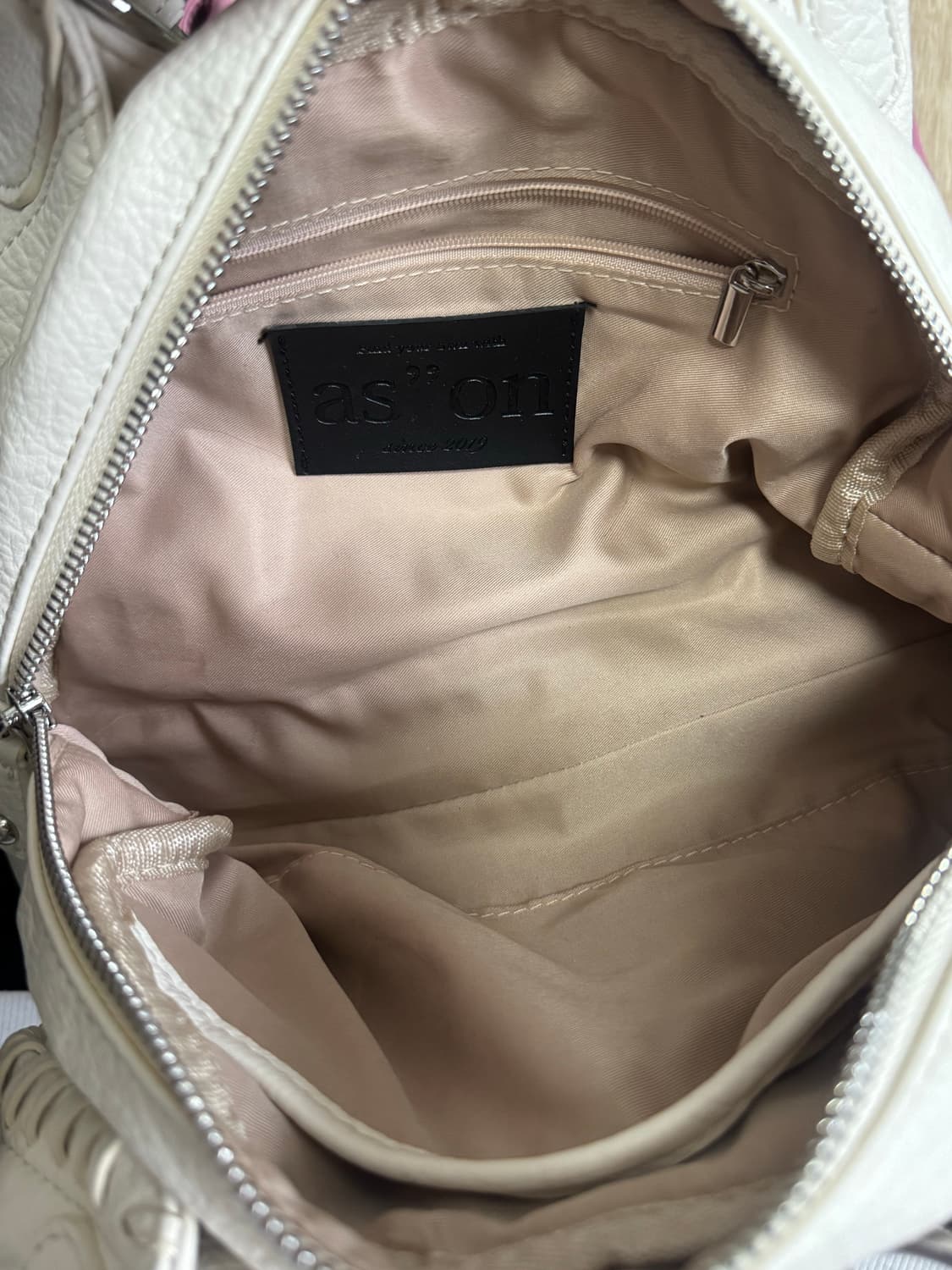 애즈온 보니타 미니백 아이보리 상품이미지4