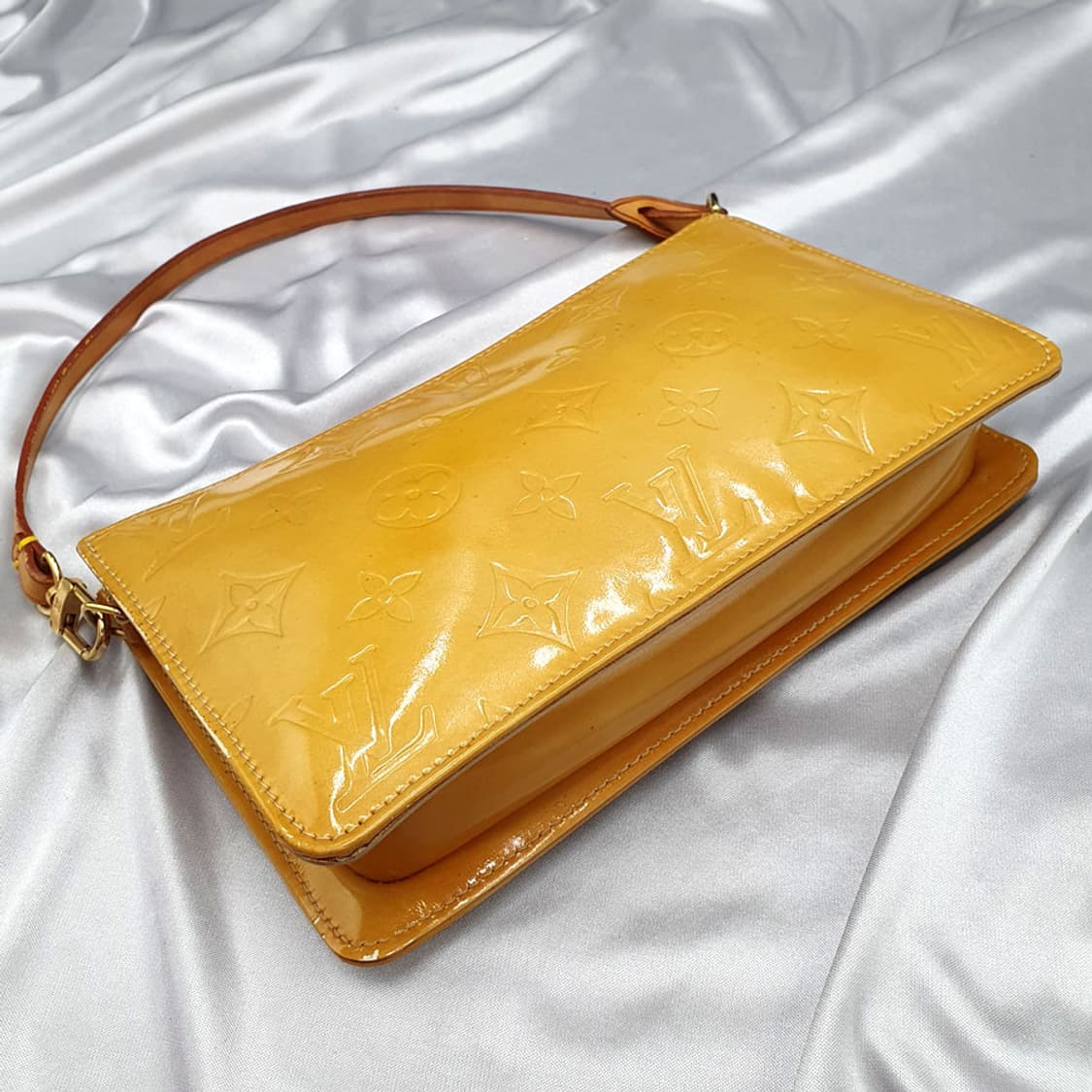 루이비통 베르니 파우치 숄더백 중고 가방 은피아노 상품이미지4