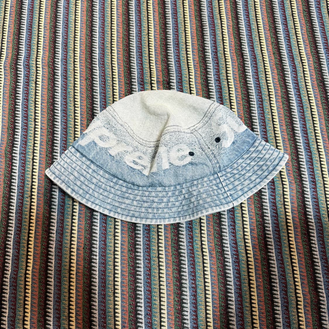 슈프림 자카드 데님 버킷햇 상품이미지1