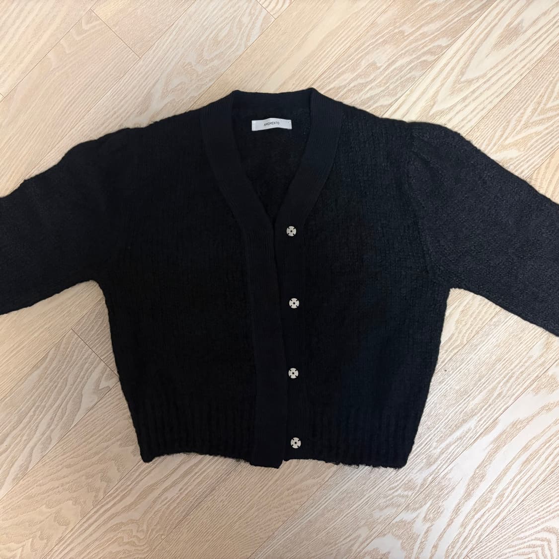 아모멘토 그랜마 가디건 블랙 상품이미지1