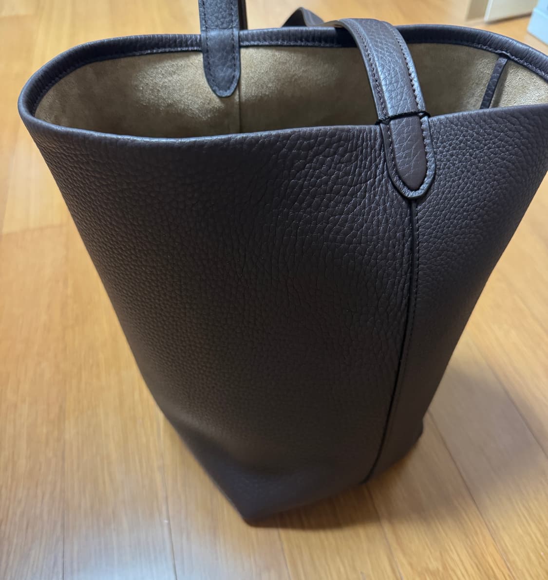 더로우 파크백 딥브라운 미디움 팝니다 상품이미지6