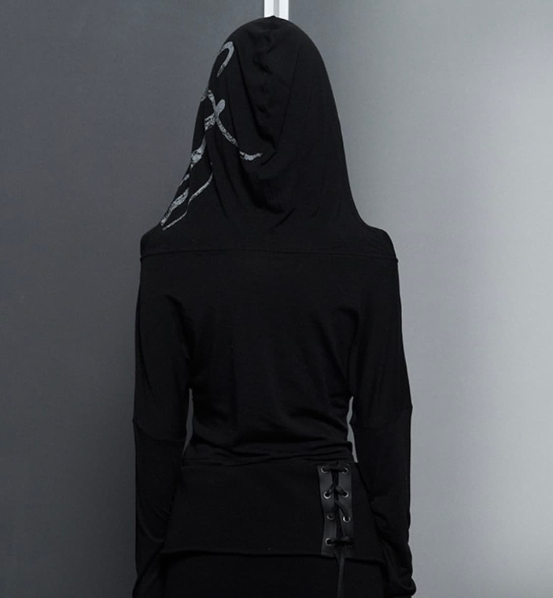 에트오소메 레터링 후디드 슬림핏 롱슬리브 탑 블랙 Free 상품이미지3